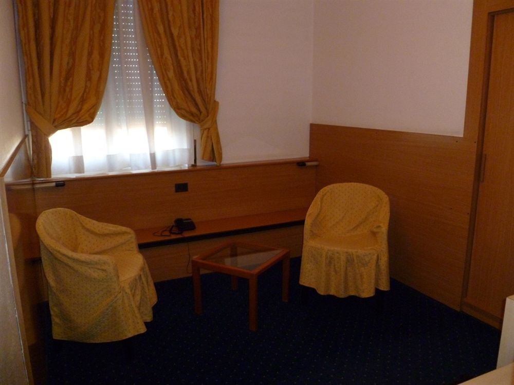 Hotel Astoria Gallarate Milan Airport Malpensa Ngoại thất bức ảnh