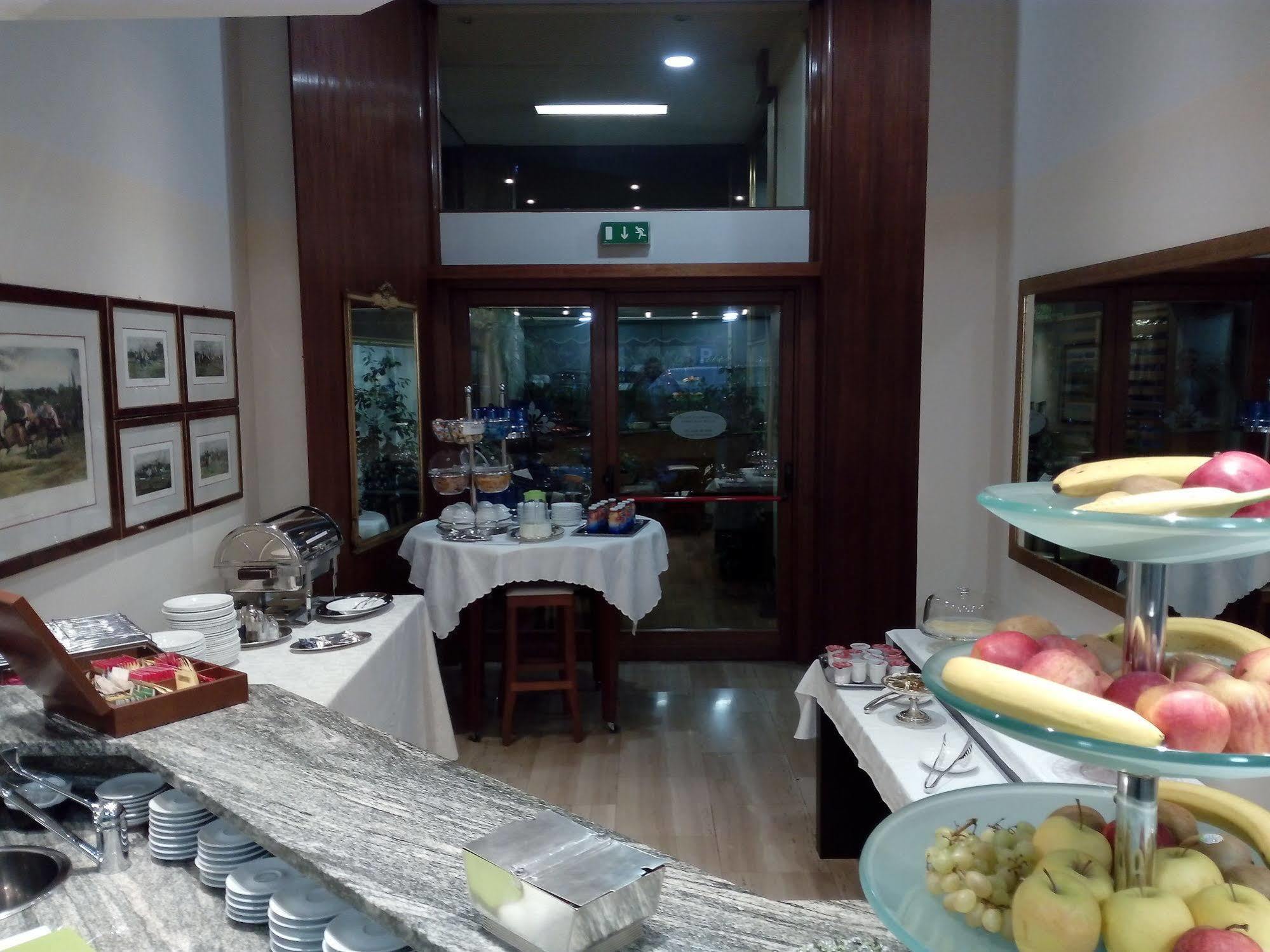 Hotel Astoria Gallarate Milan Airport Malpensa Ngoại thất bức ảnh